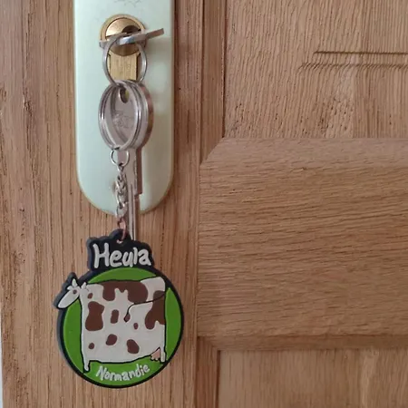 En Centre-ville. Apartman Saint-Pierre-en-Auge